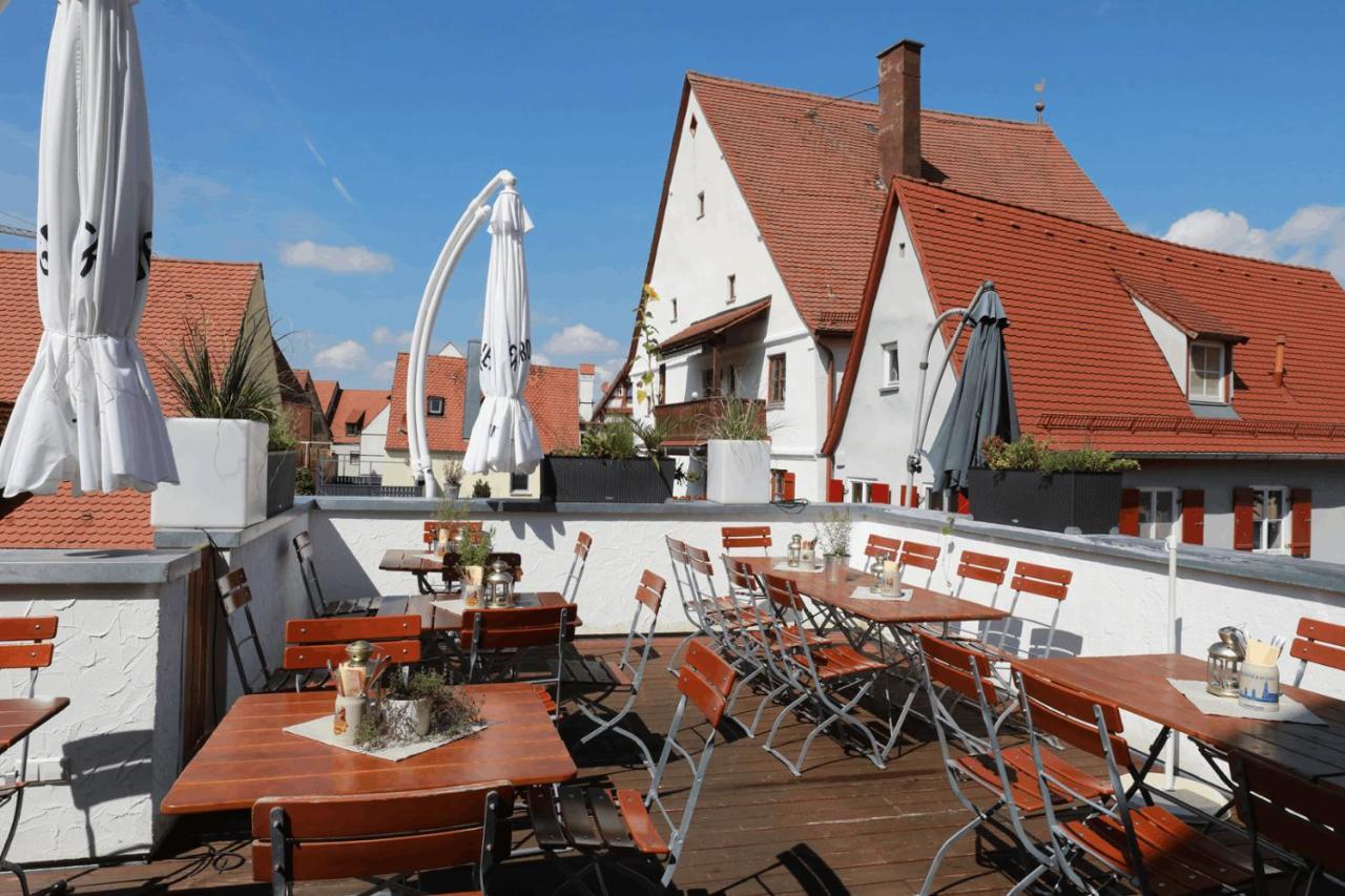 Hotel Weinstube Wengers Brettl Nördlingen Exterior foto